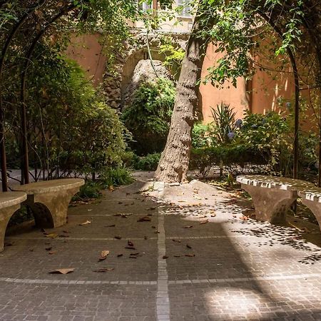 Vatican Maya Home Rome Exterior photo
